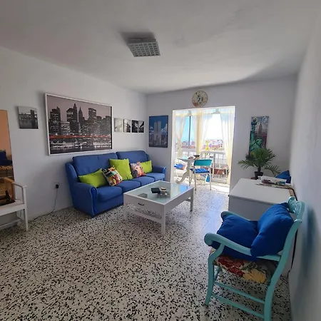 Eeb Private Privada En Piso Compartido منزل للإقامة